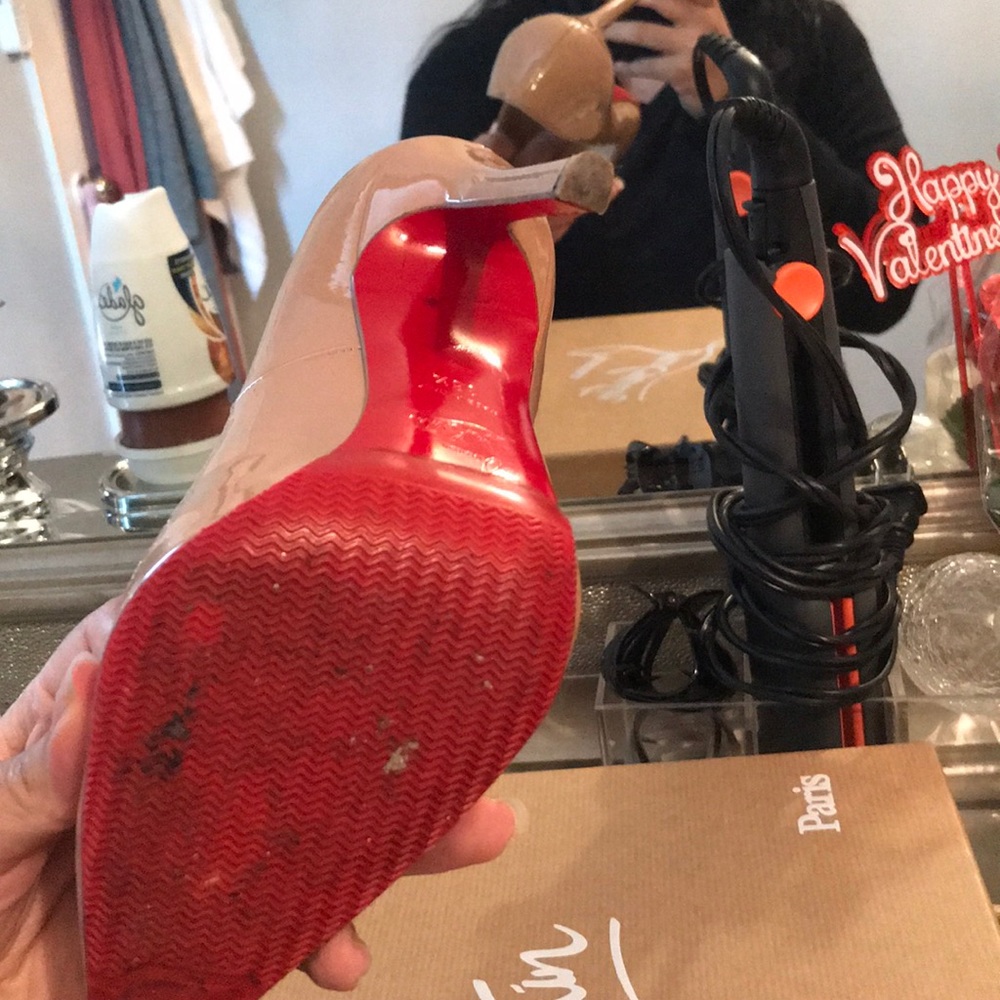 Red bottoms - Picture 3 of 3
